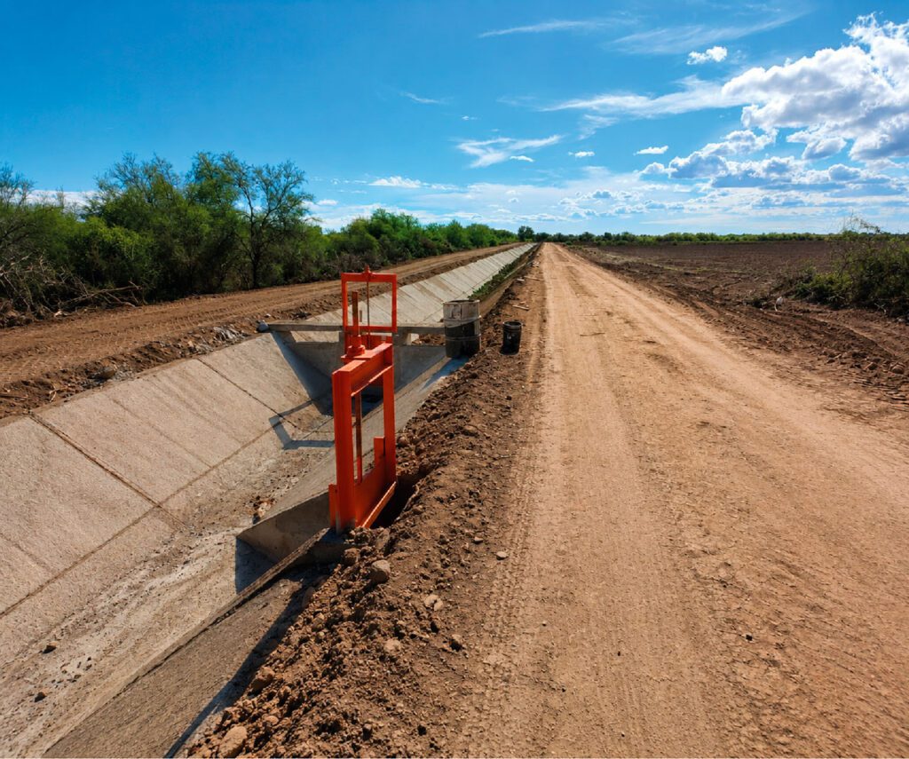 obra revestimiento canal pueblo yaqui sonora